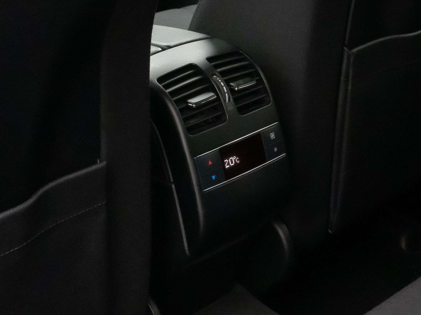 Fahrzeugabbildung Mercedes-Benz GLK 220 CDI BlueEfficiency 4Matic PDC Sitzhzg