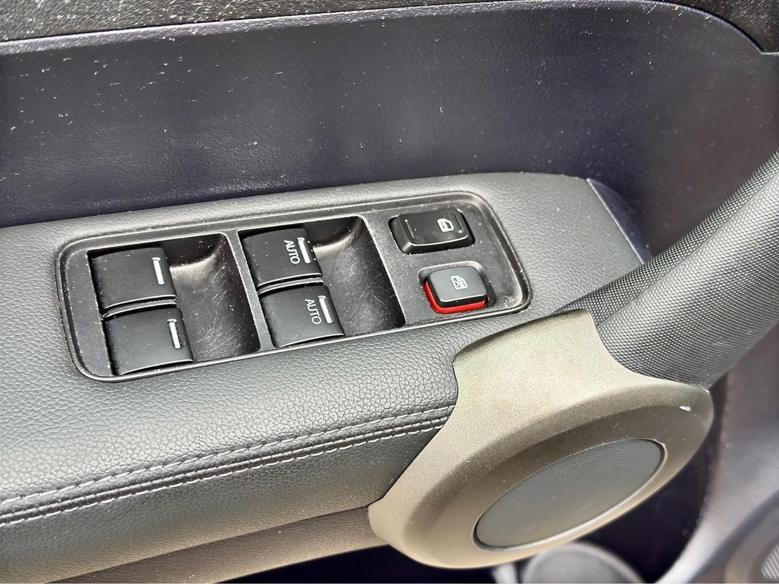 HONDA CR-V 2.2 i-DTEC 150ch 4X4 - CUIR - CHAUFFAGE AUXILIAIRE - SIÈGES CHAUFFANTS - ATTELAGE - CLIM BIZONE