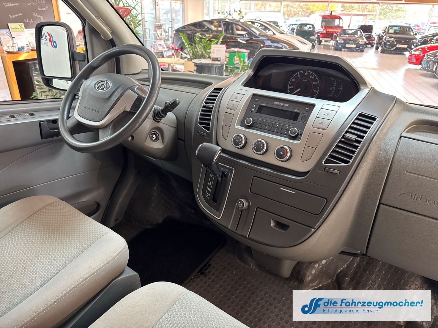 Fahrzeugabbildung Maxus EV80 Kasten L2H2 3,5t PDC Berganfahrass. El. Par