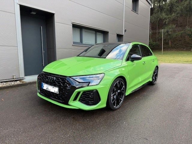 Audi RS 3 Sportback 2.5 TFSI quattro VOLL inkl Winter