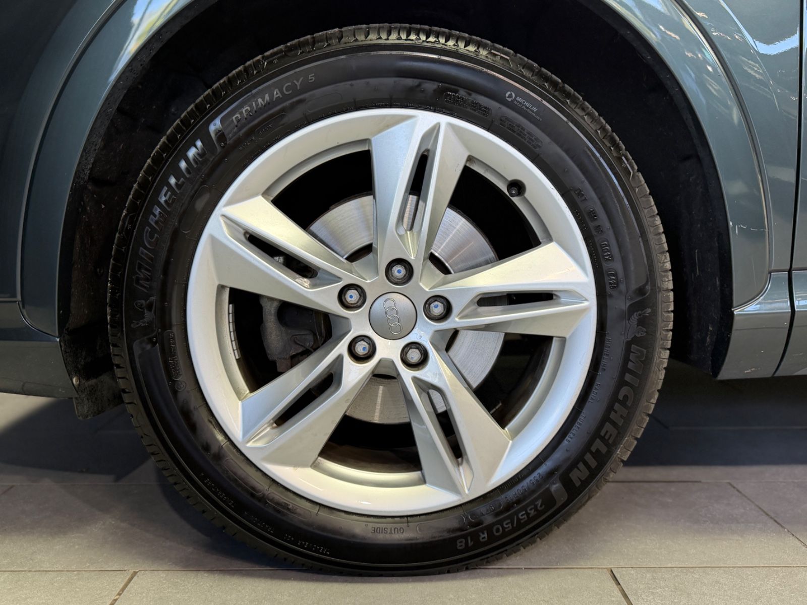 Fahrzeugabbildung Audi Q3 sport|S-Line|S-Tronic|AHK|NAVI|AUTOMATIK