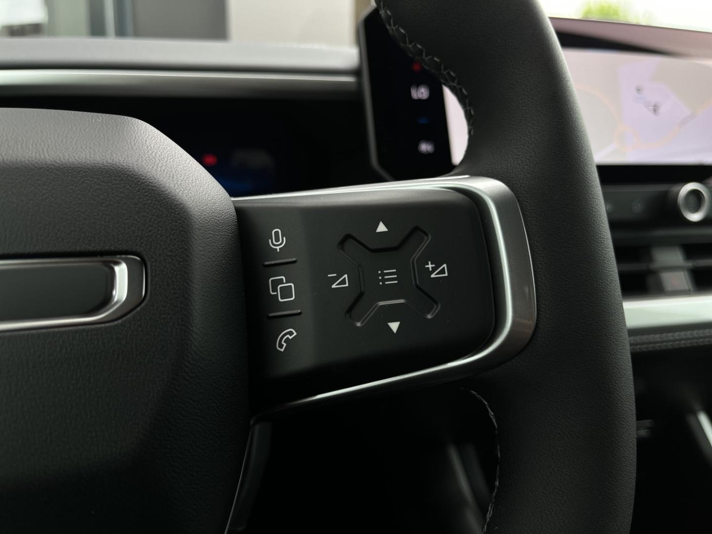 Jeep Compass First Edition KOMFORTP.+KAMERA+LEDER+LED