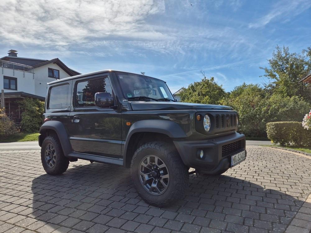 Suzuki Jimny 1.5 ALLGRIP Comfort+  / PKW Zulassung
