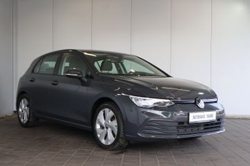 Volkswagen Golf VIII Life 1.0 eTSI AID+ACC+LED+CARPLAY