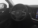 Volvo V60 Cross Country B4 AWD Plus+WINTERPAK+RFK+ - Volvo V60 Cross Country mit Diesel-Antrieb: mit Klimaanlage
