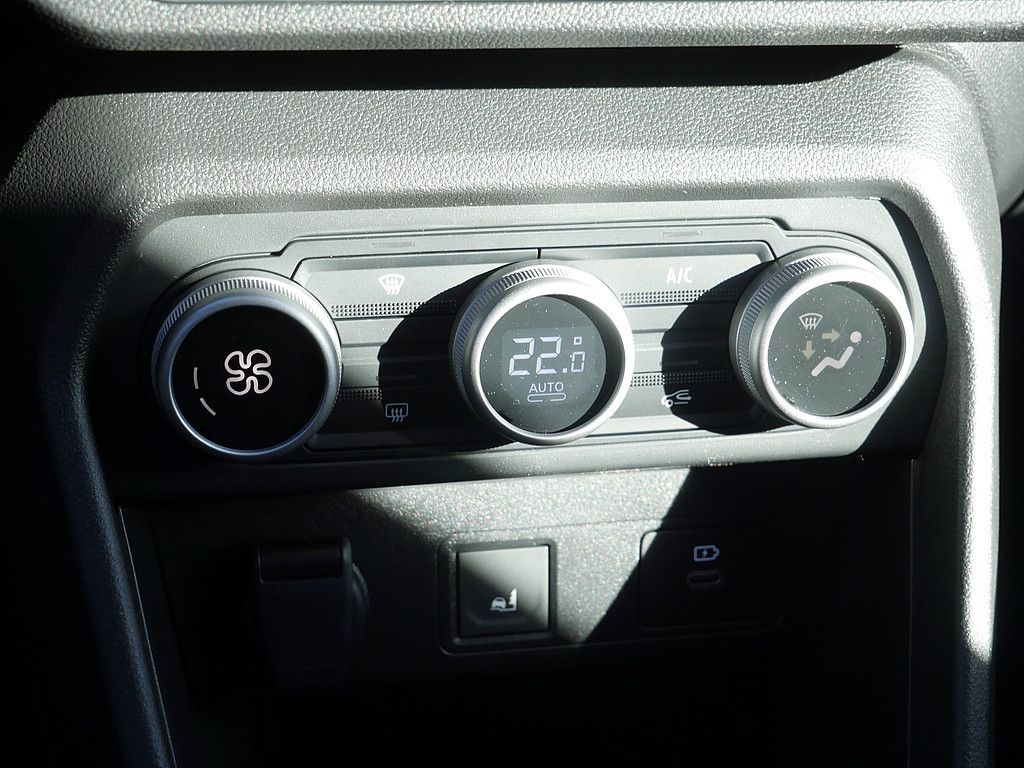 Fahrzeugabbildung Dacia Jogger Extreme TCe 110 5-Sitzer