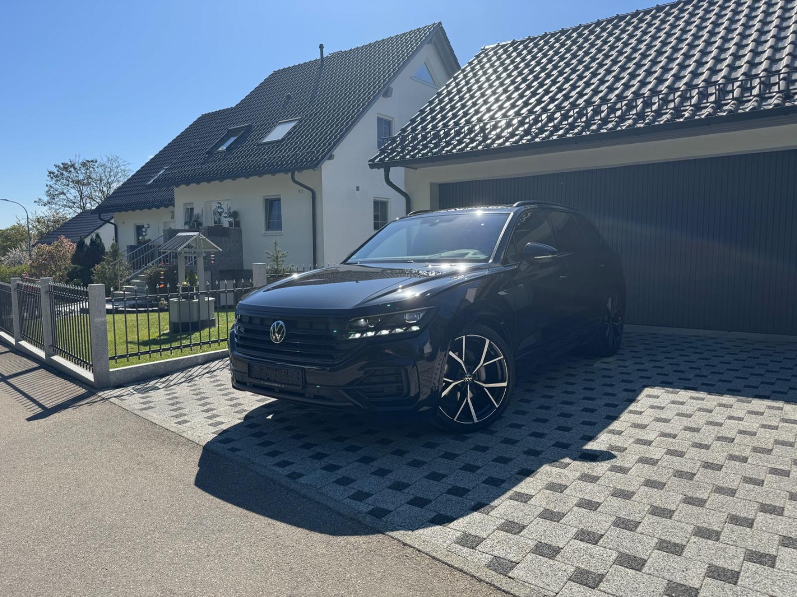 Volkswagen Touareg R-Line 4Motion