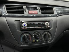 Fahrzeugabbildung Mitsubishi Lancer 1.6 Kombi Comfort / Automatik Klimaanlage