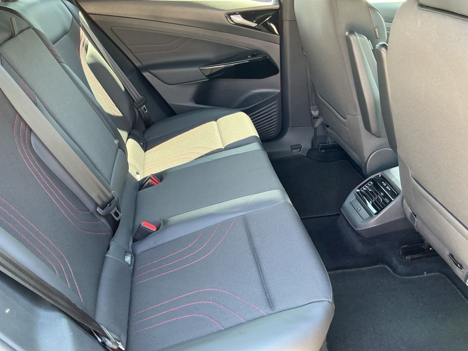 Volkswagen ID.4 - Bild 16