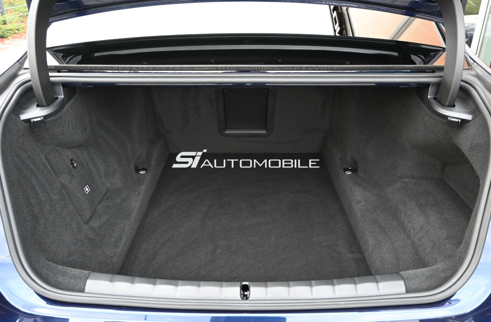 Fahrzeugabbildung BMW 750e xDr. M-Sport Pro °UVP 188.779€°B&W Diamond°