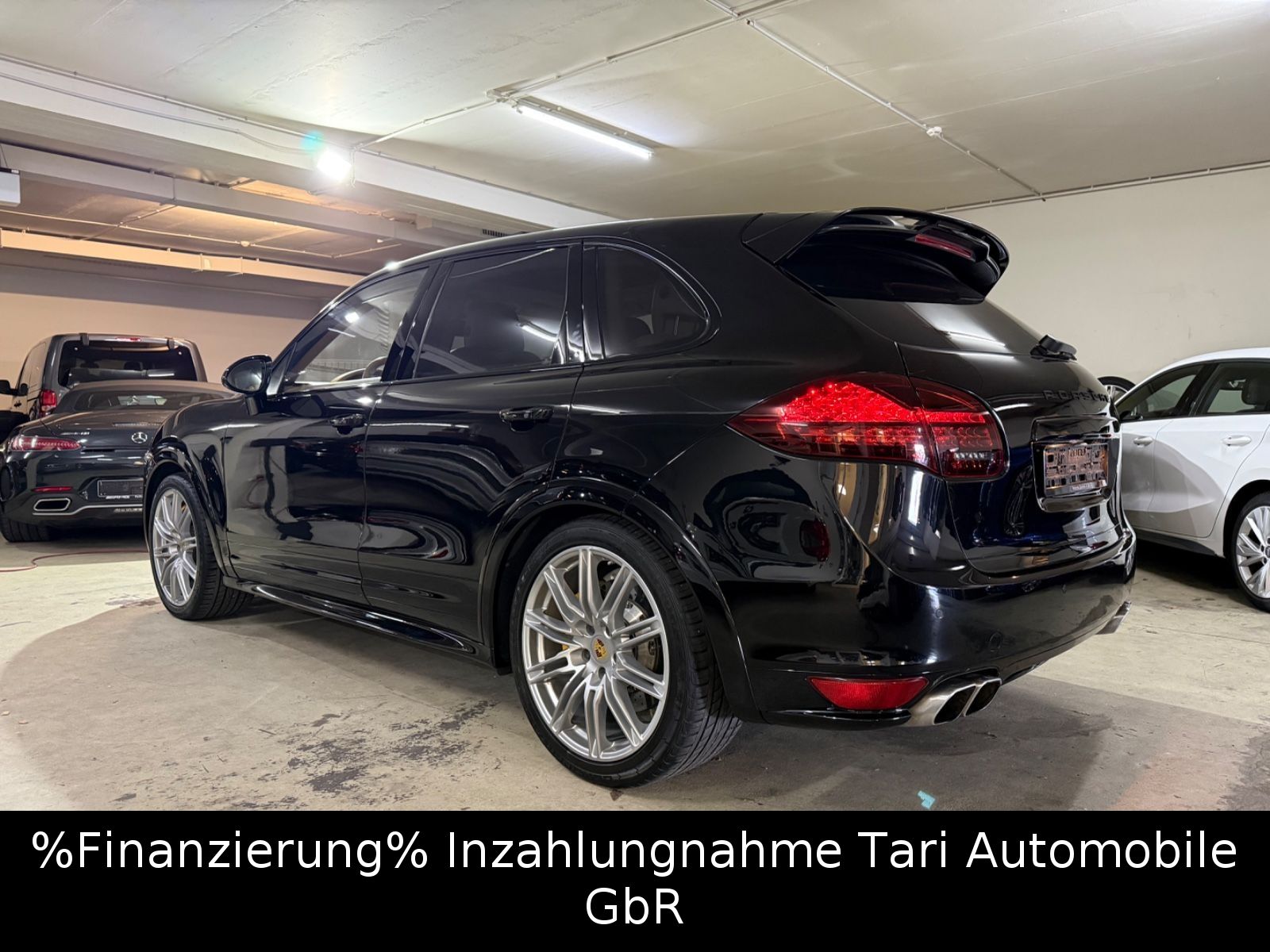 Porsche Cayenne Turbo S PCCB,PDLS+,ACC,Carbon,Pano.,21" foto 1