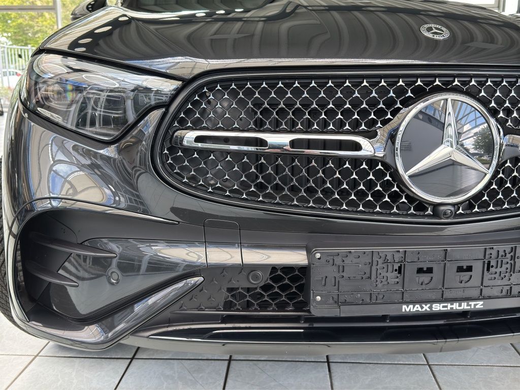 Fahrzeugabbildung Mercedes-Benz GLC 220 d 4MATIC AMG*Night*Nav*KeyLess*PDC*RFK