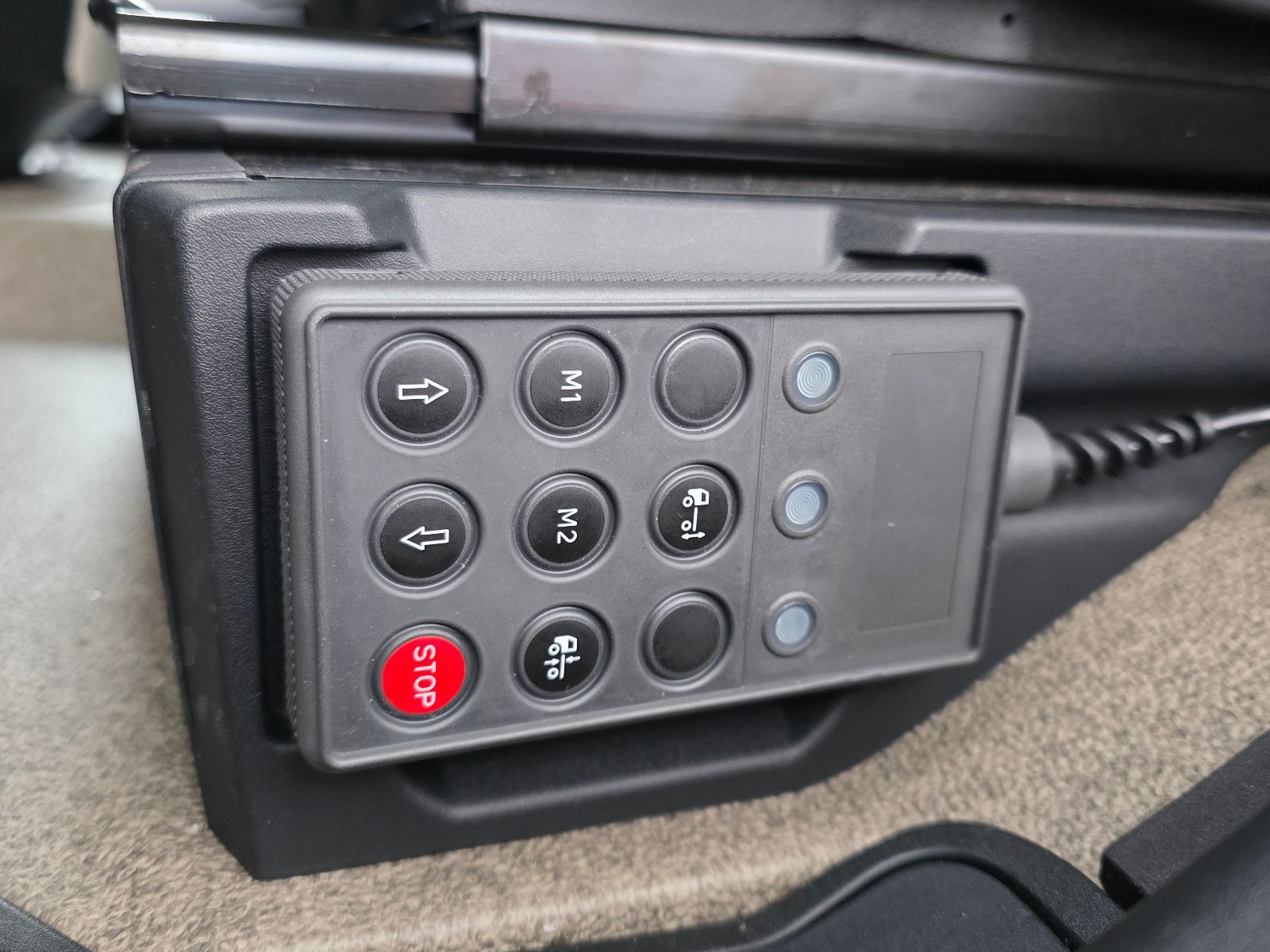 Fahrzeugabbildung Iveco AS440S58T/P, ADR Gefahrgut AT,EXII,EXIII,FL