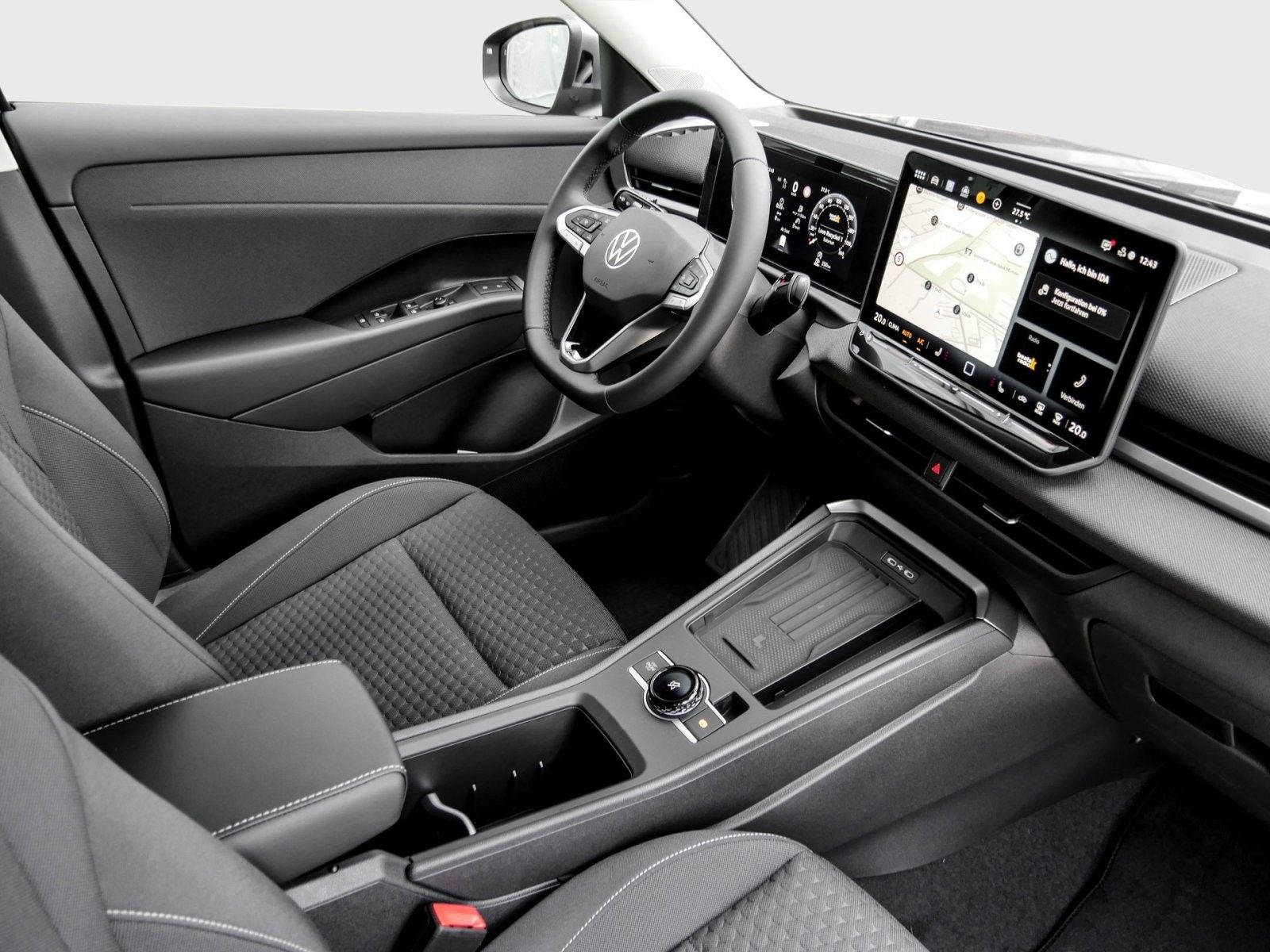 Volkswagen T-Roc Life 1.5 eTSI DSG LED Navi AHK ACC Ganzj.r imagem 3