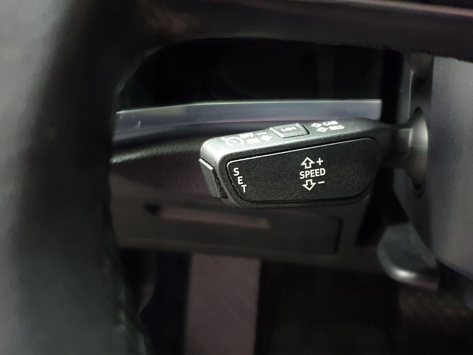 Audi Q3 45TFSI qu. S tronic AHK/Pano/Navi/LED/RFK, миниатюра 24