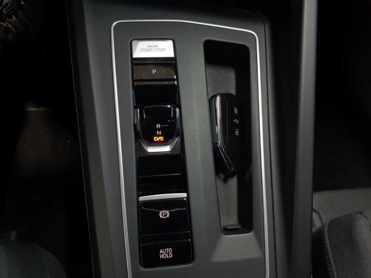 Volkswagen Golf 1.5 eTSI DSG Life ACC PDC APP SHZ, миниатюра 10