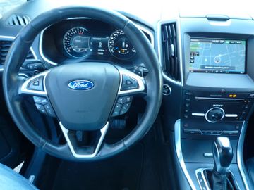 Ford S-Max - 12