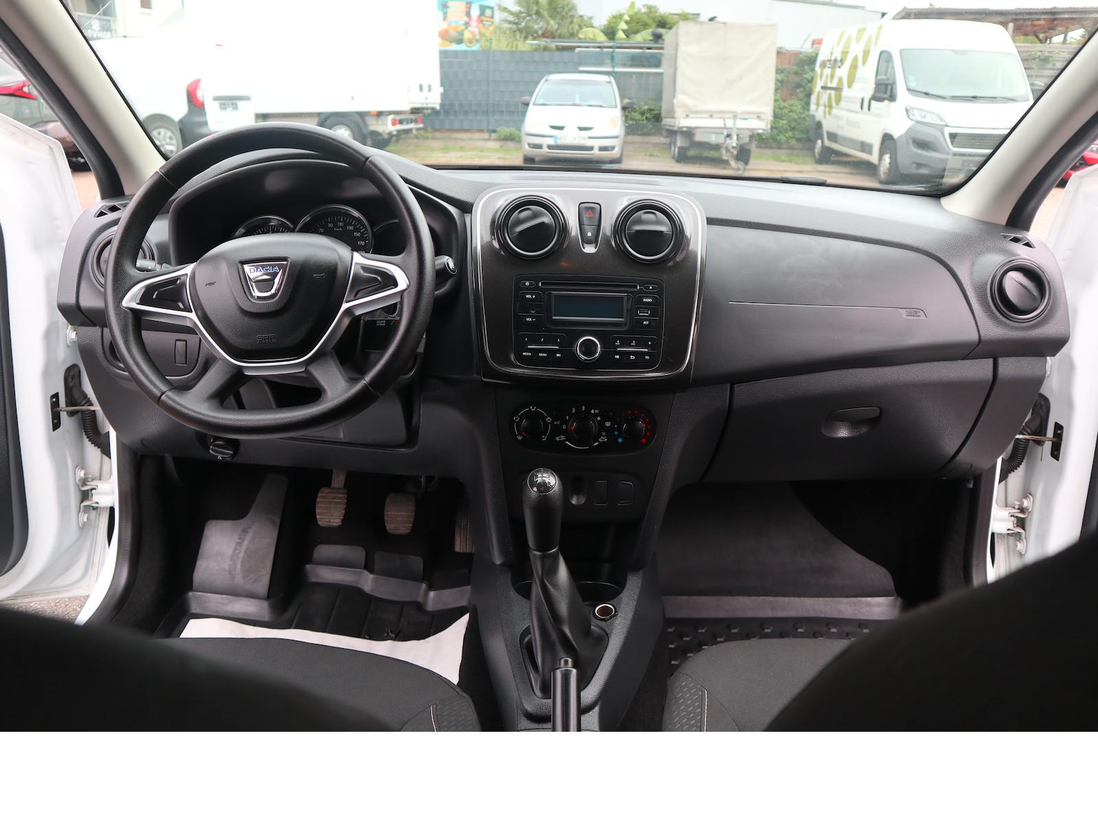 Dacia Sandero Essential Scheckheftgepflegt
