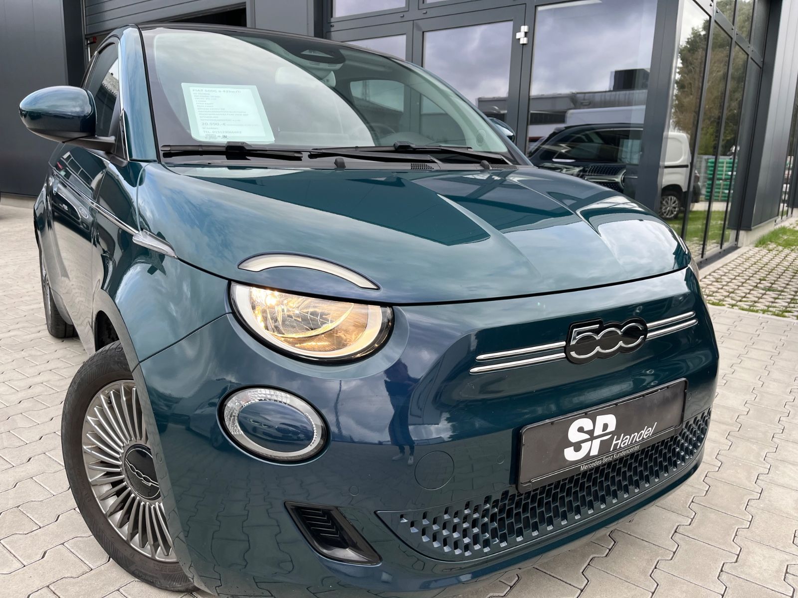 Fiat 500e 42kw/h KOMFORT-STYLE-TECHP. APPLE-CAR-PLAY imagem 2