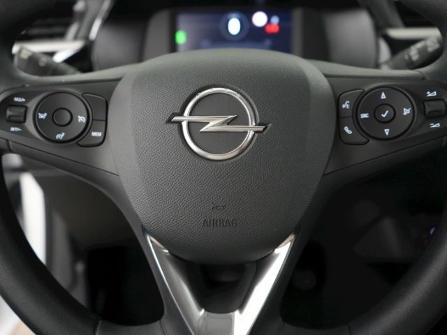Corsa-e F EDITION 50kWH AT+LED LICHT+RÜCKFAHRKAM