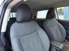 MINI Cooper C ESSENTIAL/ PAKET S/ LED/ EXPERIENCE MOD MINI Cooper C ESSENTIAL/ PAKET S/ LED/ EXPERIENCE MOD