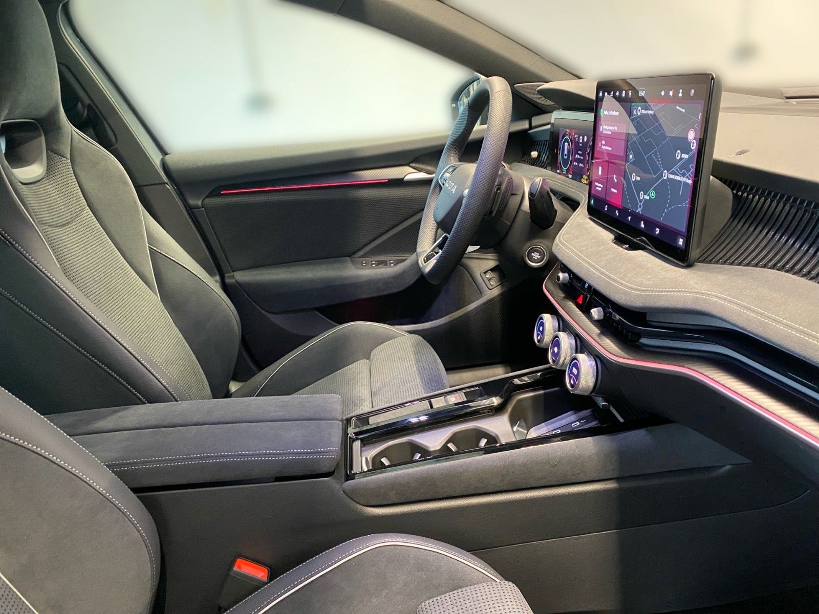 Skoda Superb - Bild 18
