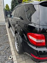Mercedes-Benz ML 500 4MATIC - - Mercedes-Benz ML-Klasse mit LPG-Antrieb