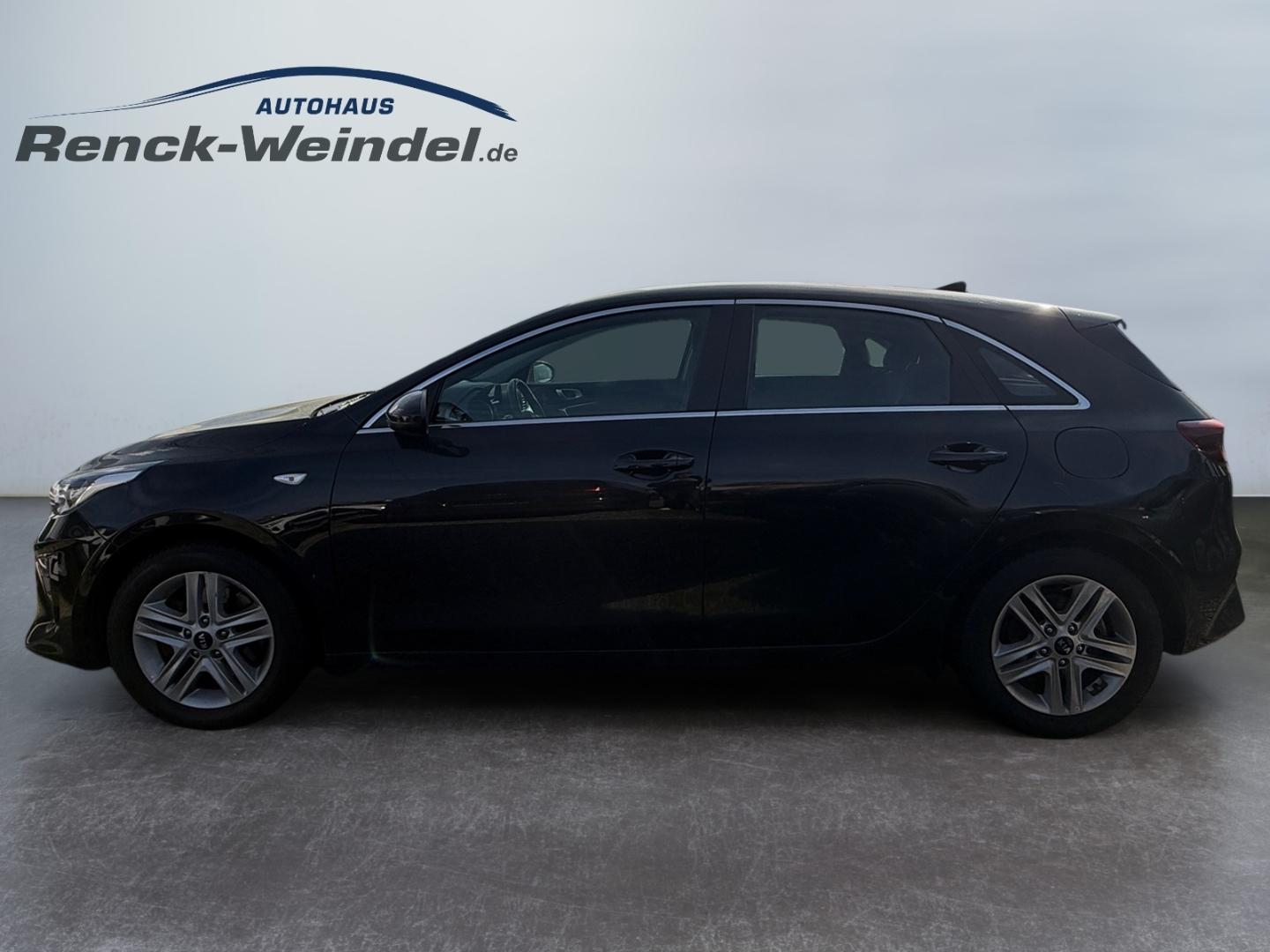 Kia Ceed Vision 1.4T VISION NAVI KOMF Apple CarPlay 