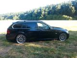 BMW 325d touring - - BMW 325 aus 2009 mit Diesel-Antrieb: Kombi