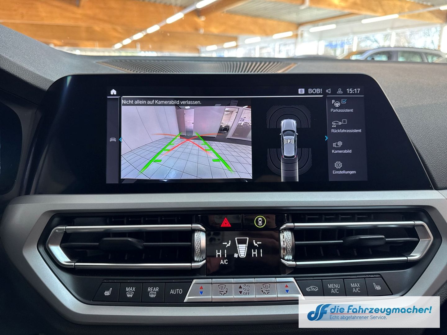Fahrzeugabbildung BMW 320 e Advantage Touring Park-Assistent Navi Digi