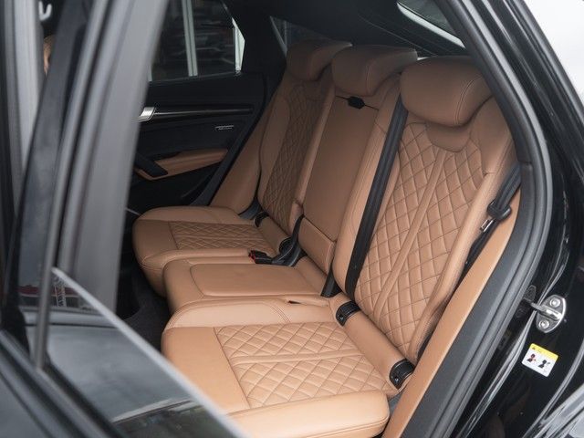 SQ5 Sportback 3.0 TDI quattro AUDI-EXCLUSIVE+360