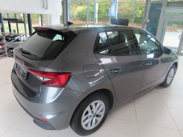 Fotografie 4 des Skoda Fabia 130 Jahre 1.0 TSi 70kw 5J.Garantie,Klima
