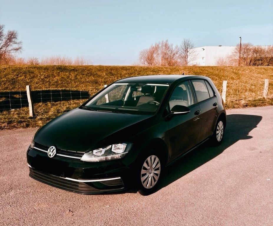 Image of Volkswagen Golf