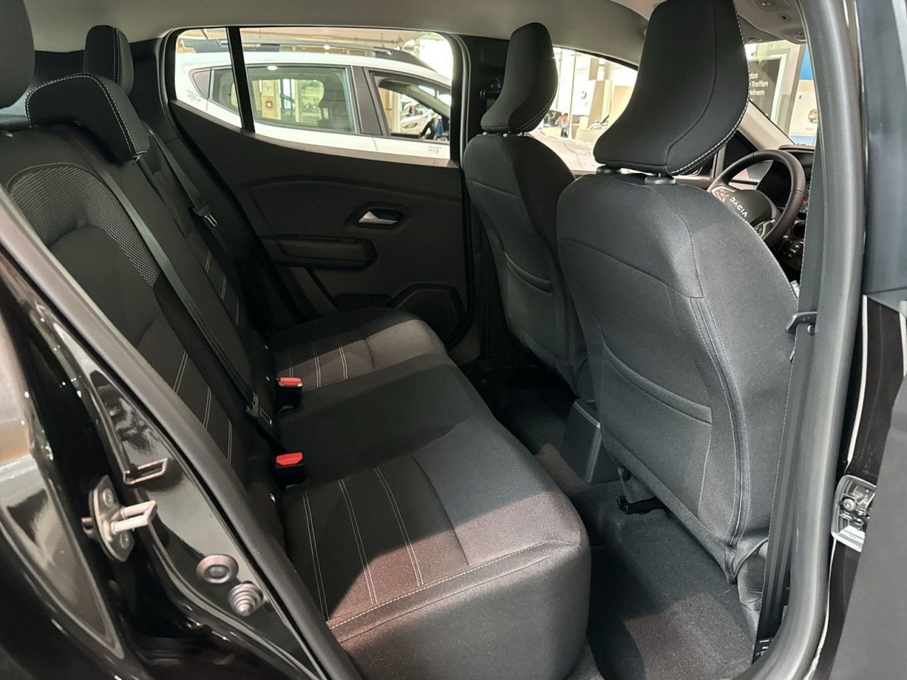 Dacia Sandero - Bild 12