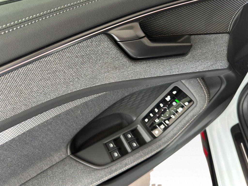 Audi A6 - Bild 12