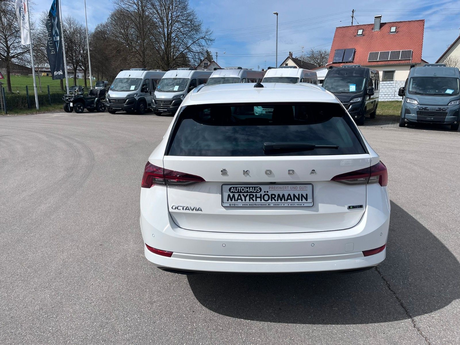 Fahrzeugabbildung SKODA Octavia Combi Style elekt. Sitze virtual  uvm.