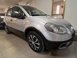 Fiat Sedici 1.6 16V 4x4 Dynamic - Fiat Sedici Dynamic mit Benzin-Antrieb