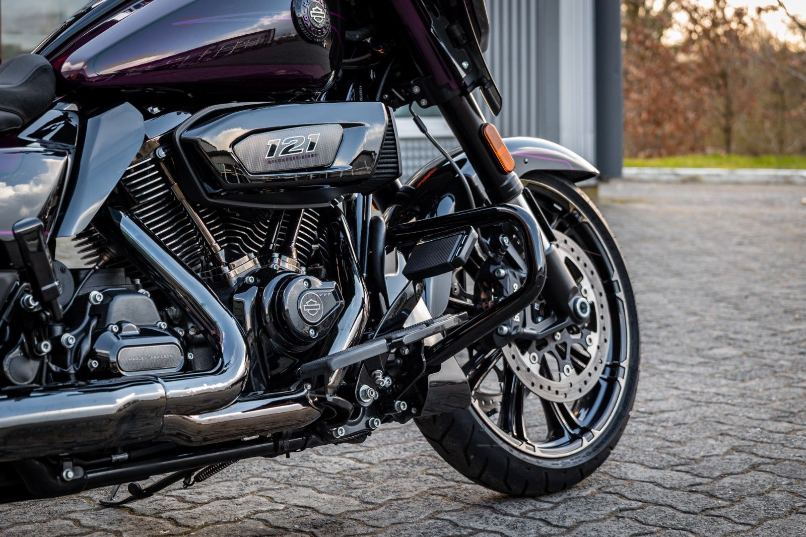 Fahrzeugabbildung Harley-Davidson CVO Street Glide FLHXSE 121 cui - Jekill & Hyde