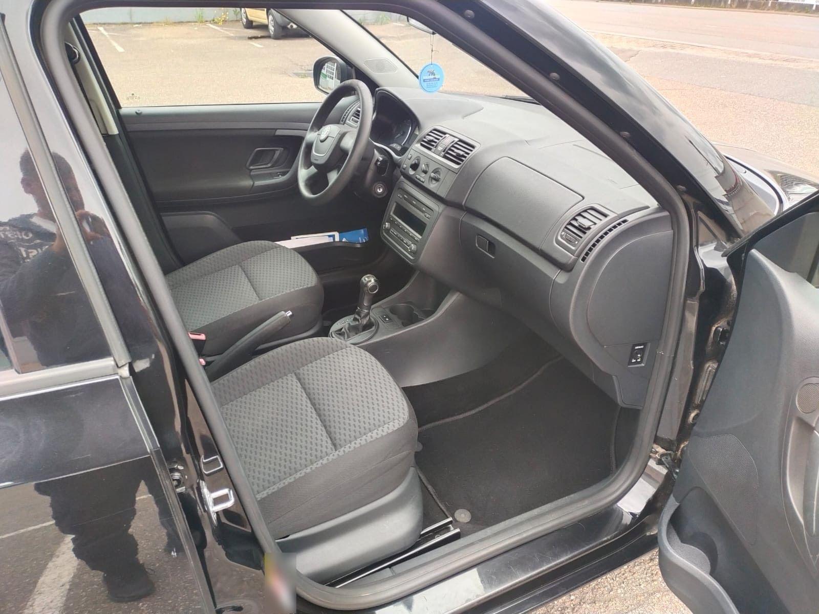 Skoda Fabia 2011 — photo 10