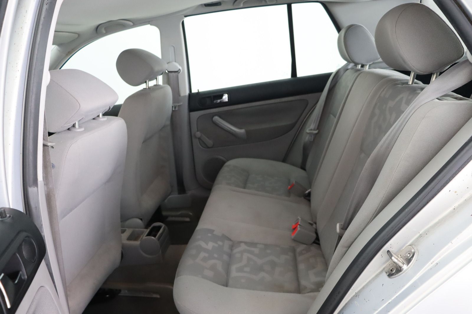 Fahrzeugabbildung Volkswagen Golf 1.6 * Klima *