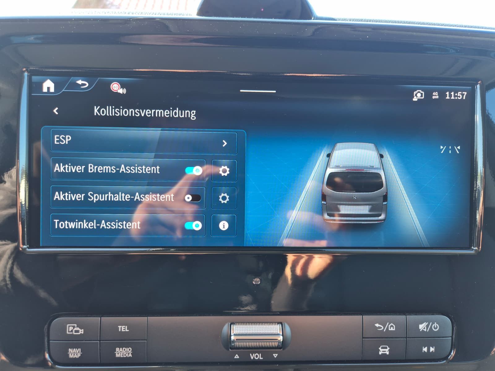 Fahrzeugabbildung Mercedes-Benz Vito 119 Tourer lang SELECT extralang LEDER*AHK