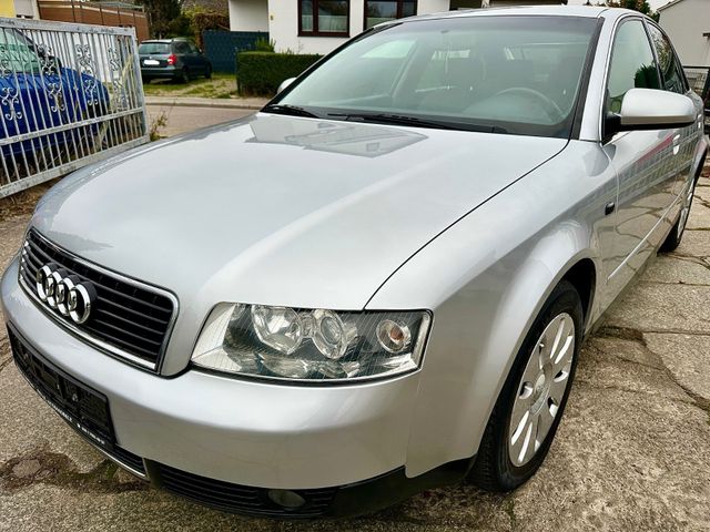 Audi A4 2.4 Lim. * Service NEU * Automatik * EFH * LM