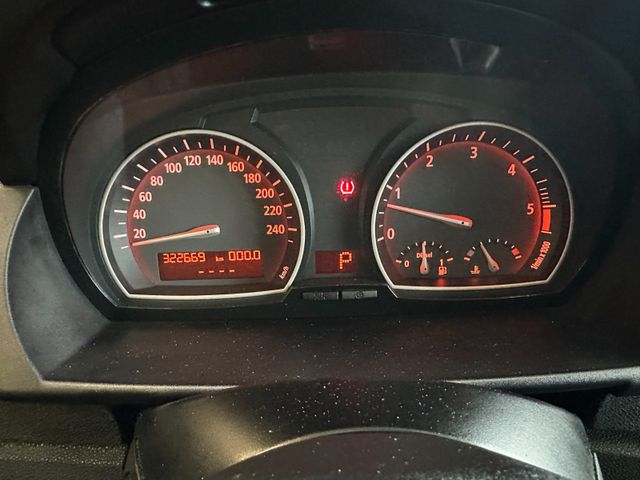 BMW X3 3.0d *Klima*SHZ*Navi*Xenon*TV*PDC*AHK*TÜV*