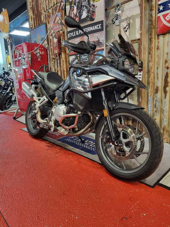 BMW F750GS 