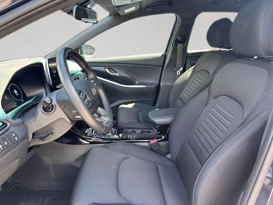 Fahrzeugabbildung Hyundai i30 Kombi 1.0T 100PS DCT ADVANTAGE Plus-Paket