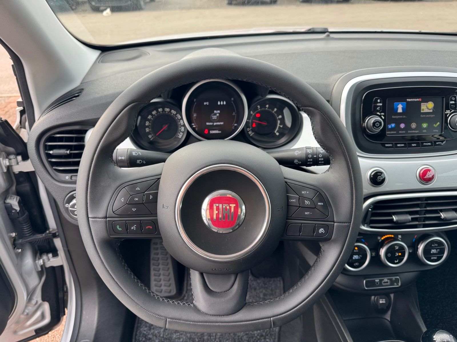 Fahrzeugabbildung Fiat 500X Rockstar 1.4 MultiAir NAVI KLIMAAUTOMATIK