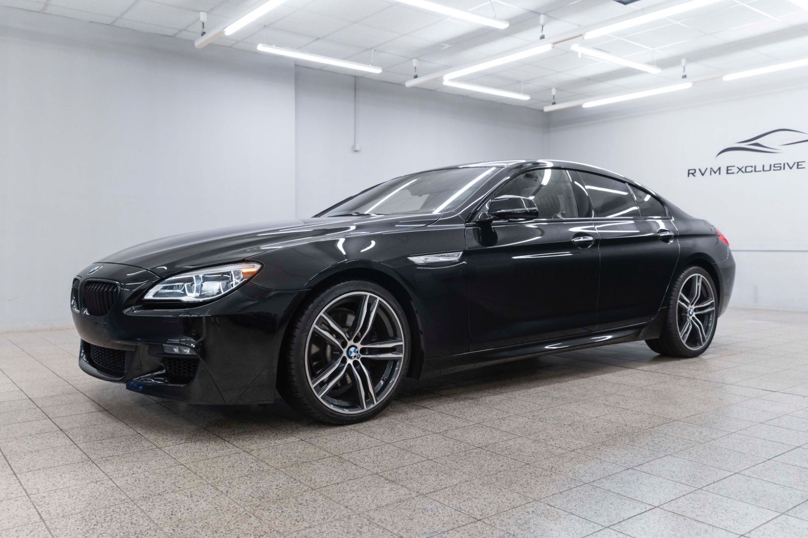 Fahrzeugabbildung BMW 640i GC M-SPORT HUD KAM CARPLAY H&K TEMPO TOTW