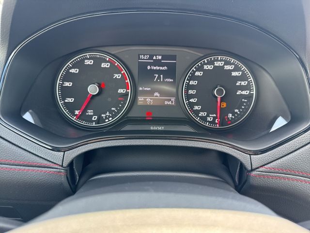 Arona 1.0 TSI FR LED+NAVI.+KLIMA+AHK+RFK+ACC+SHZ