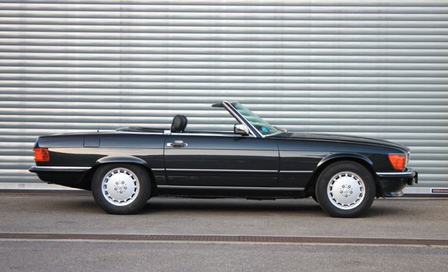 Mercedes-Benz 300 – Bild 12