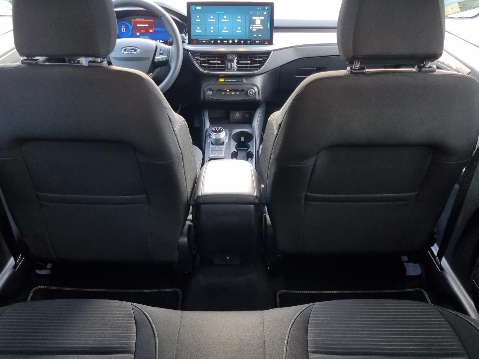 Ford Focus Turnier Titanium X*LED*1HD*ALU*ACC*PDC*SHZ